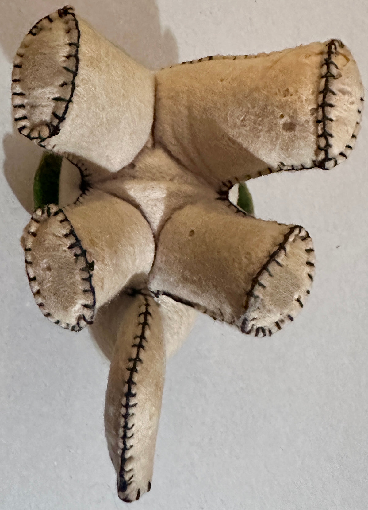 Vintage Felt Elephant 1950's era 4" tall with Read Plastic Bead Button Eyes CS36-2026