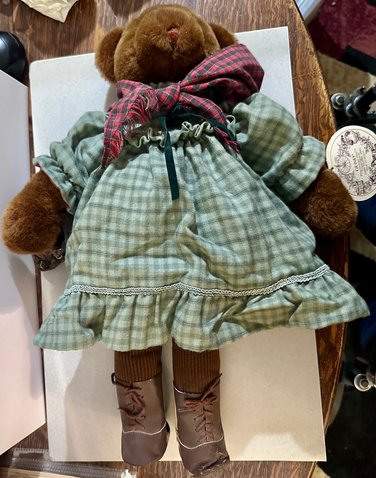 Vintage Gund Playthings Past "Maggie" Teddy Bear No.8130 CS40-2026