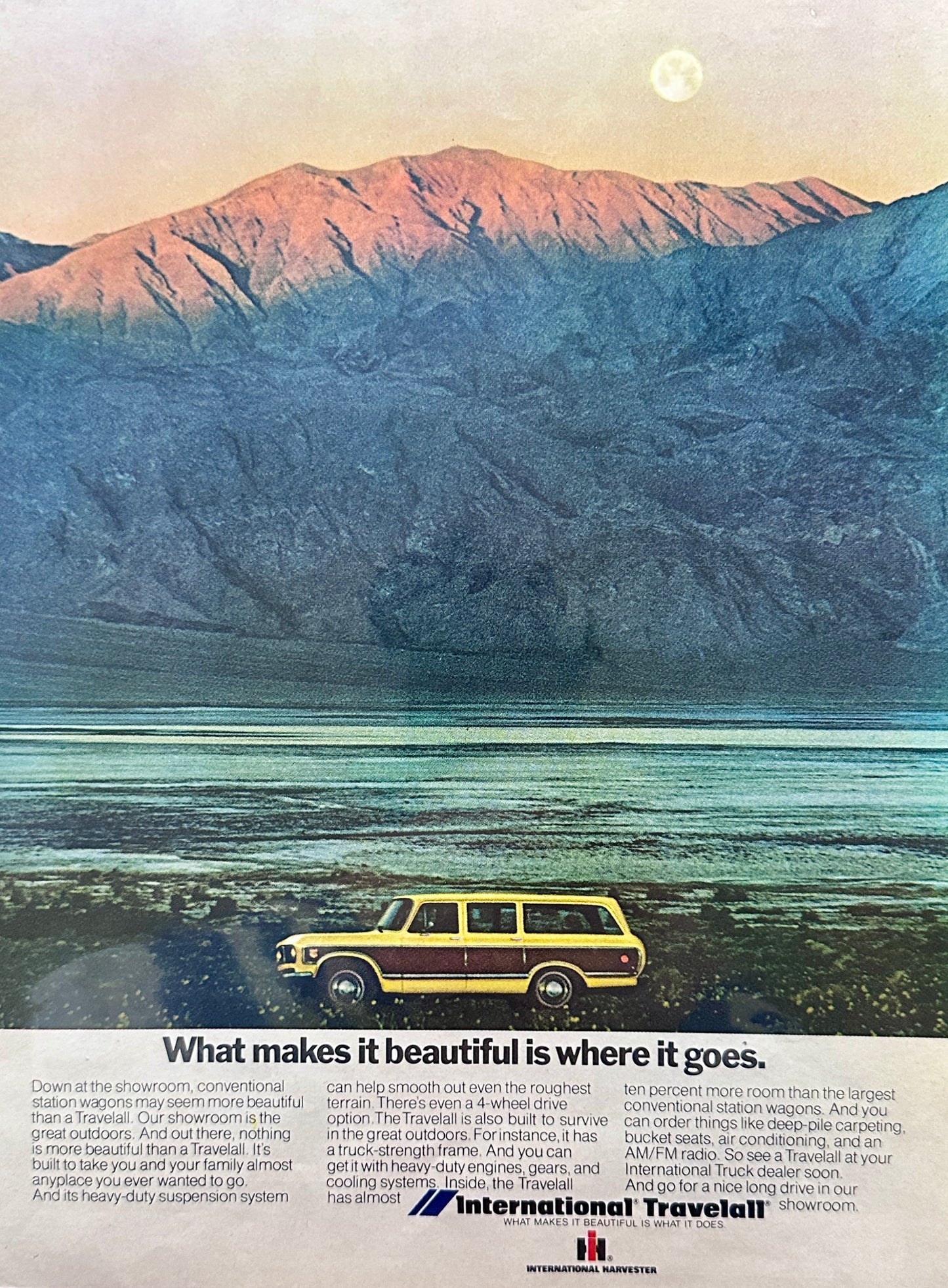 1973 International Harvester International Travelall Wagon- Magazine Ad