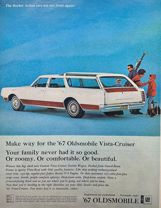 1967 Oldsmobile Vista-Cruiser Station Wagon White with Wood Tone Trim Magazine Ad