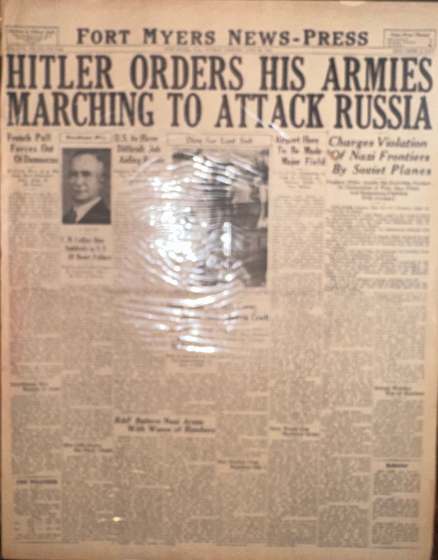 1941 - JUN 22, HISTORIC HEADLINES GERMANY MARCHES ON RUSSIA - HH0038