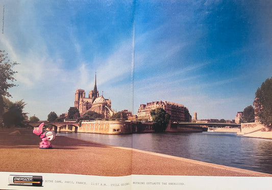 1993 Energizer Batteries - Bunny - Centerfold Norte Dame France Magazine Ad