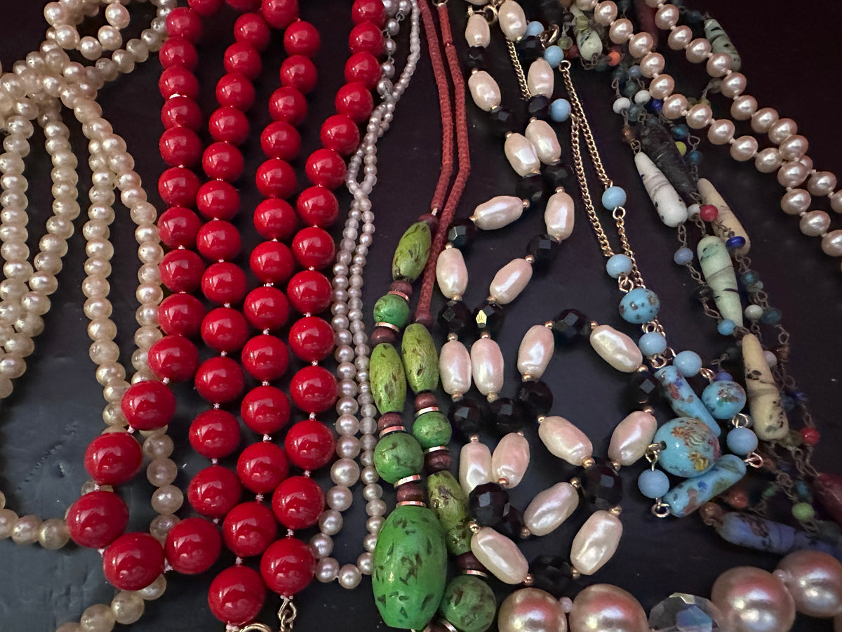 Mixed Bulk Lot of Fashion Beaded & Faux Pearl Necklaces