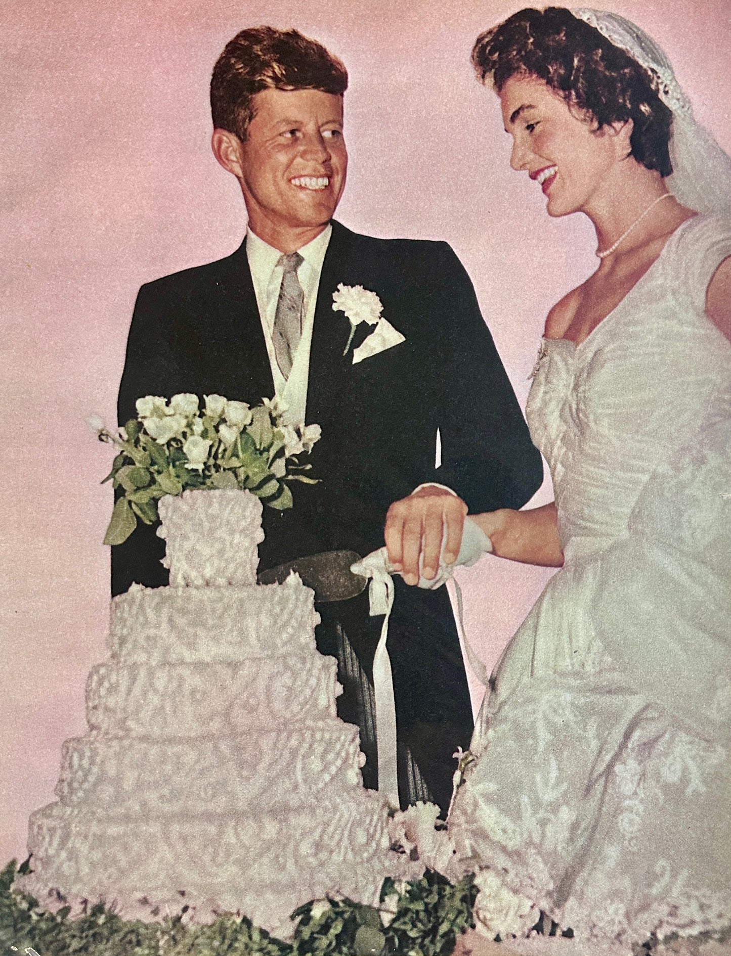 1964 John F & Jacquelyn Kennedy Courtship and Wedding Article