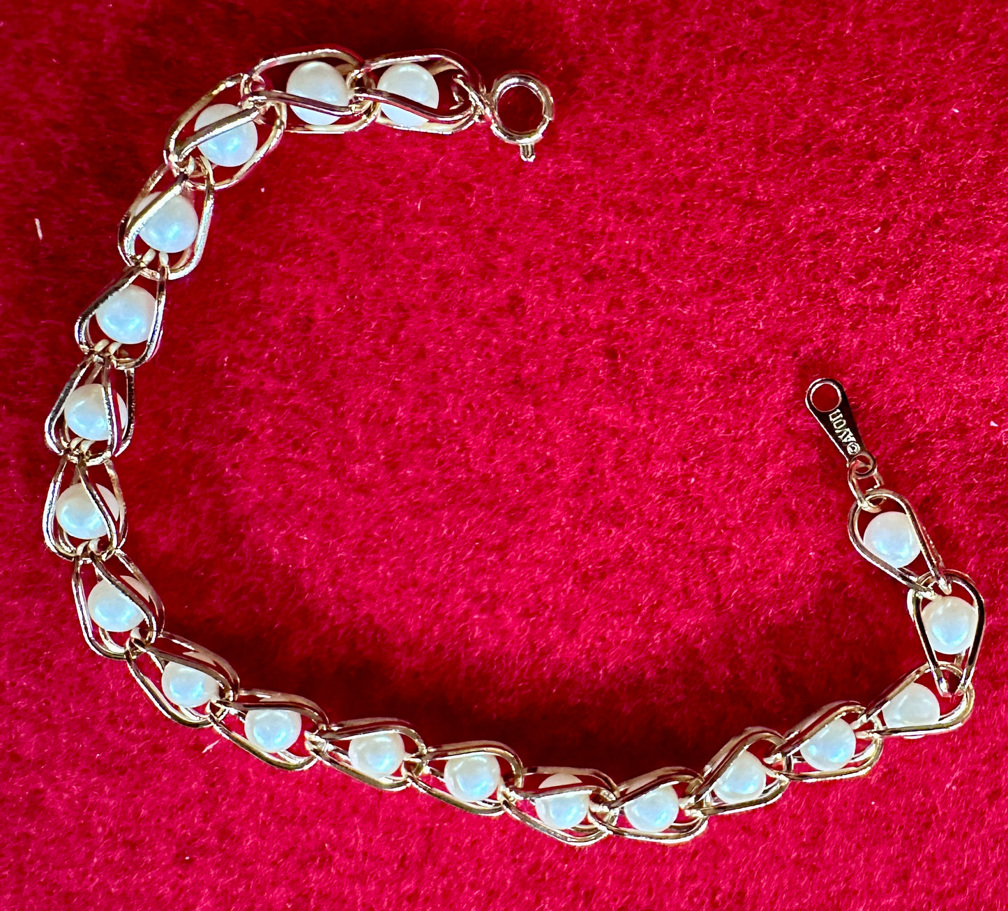 1970's Vintage Necklace - Bracelet Chain and Faux Pearl Glow In The Dark Jewelry