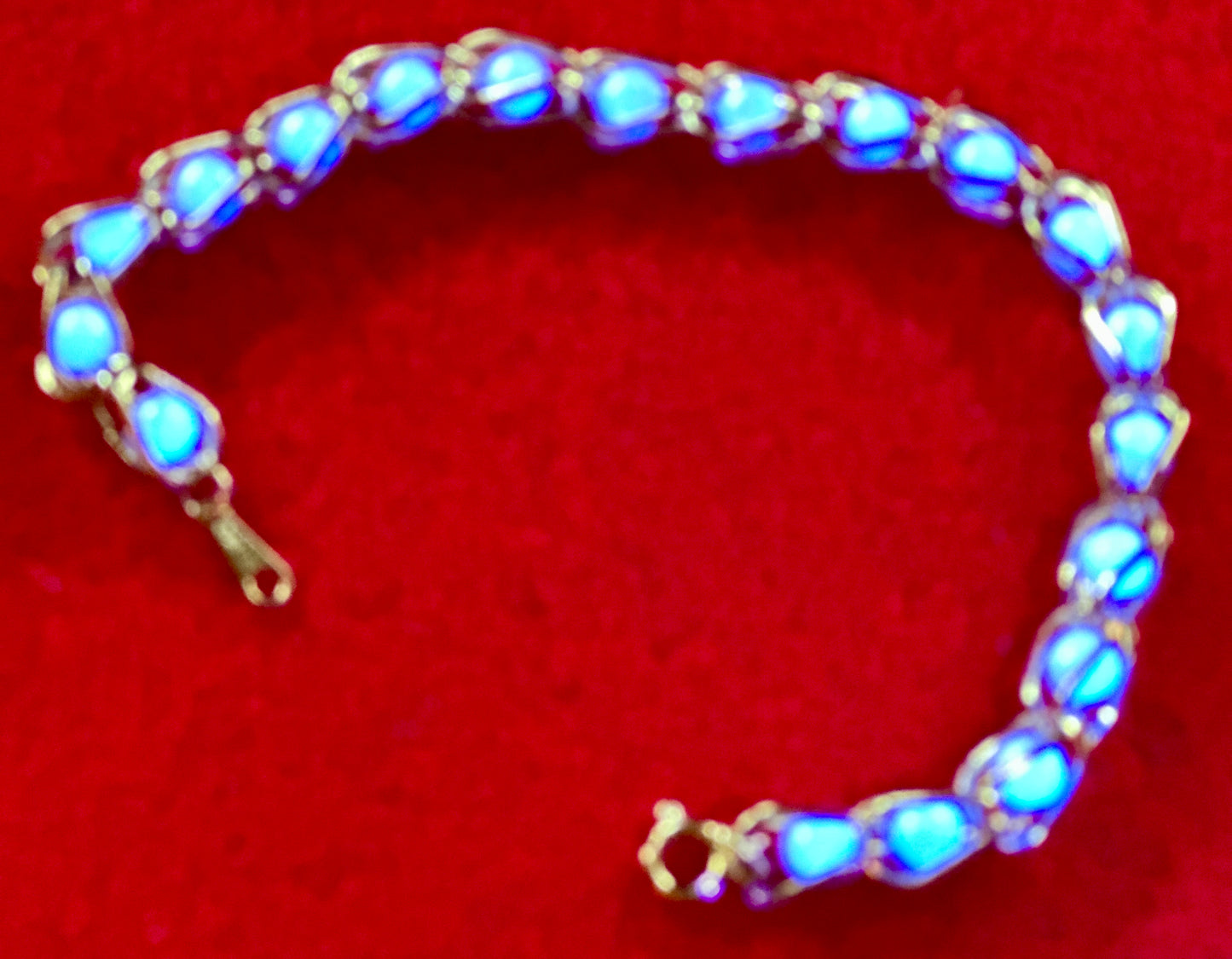 1970's Vintage Necklace - Bracelet Chain and Faux Pearl Glow In The Dark Jewelry